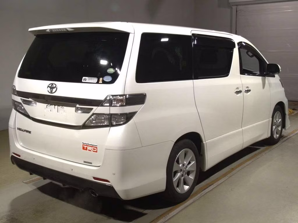 TOYOTA VELLFIRE