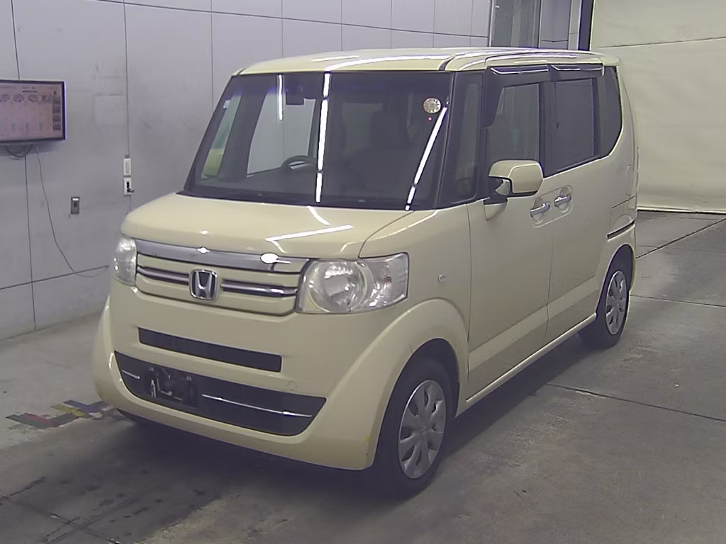 HONDA N-BOX+