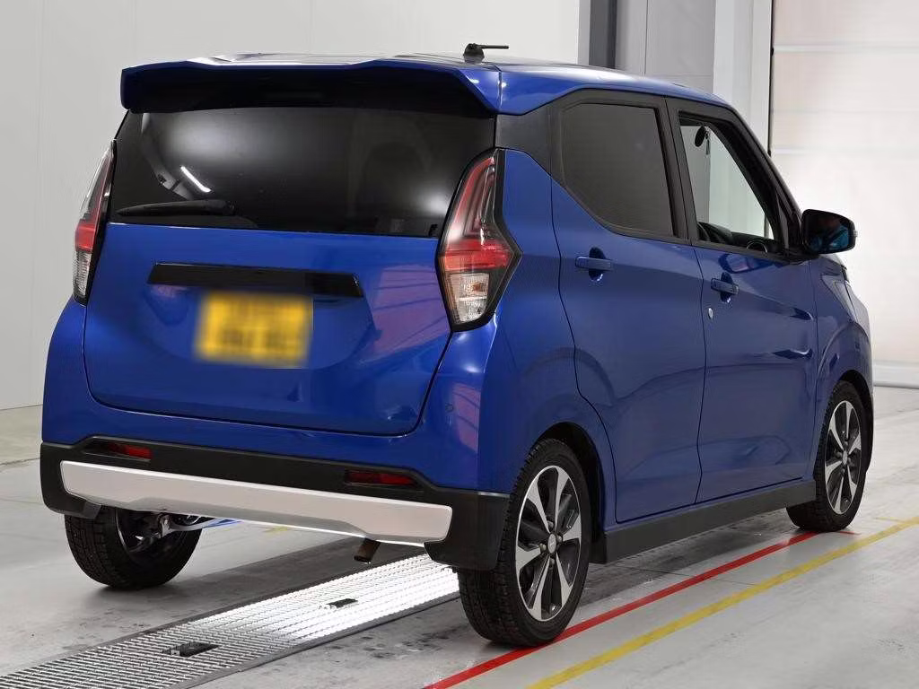 MITSUBISHI EK X