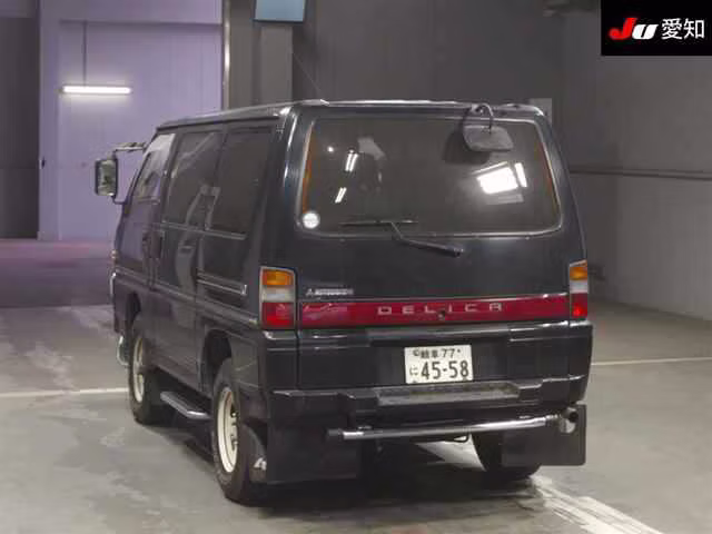 MITSUBISHI DELICA