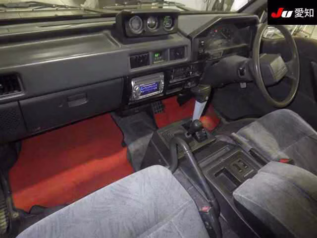 MITSUBISHI DELICA