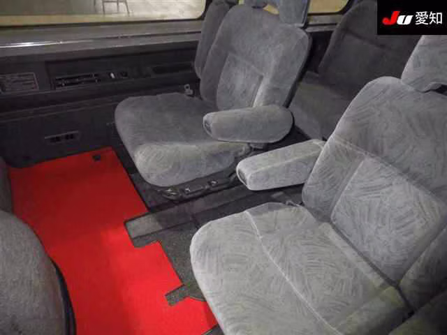 MITSUBISHI DELICA
