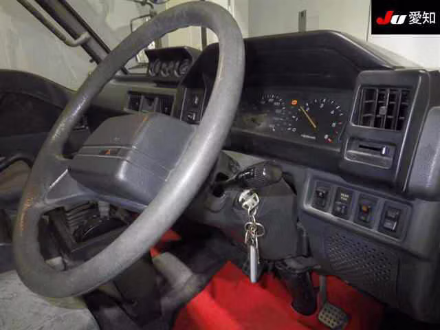 MITSUBISHI DELICA