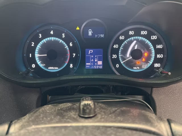 TOYOTA MARK X ZIO