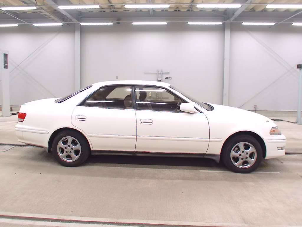 TOYOTA MARK II