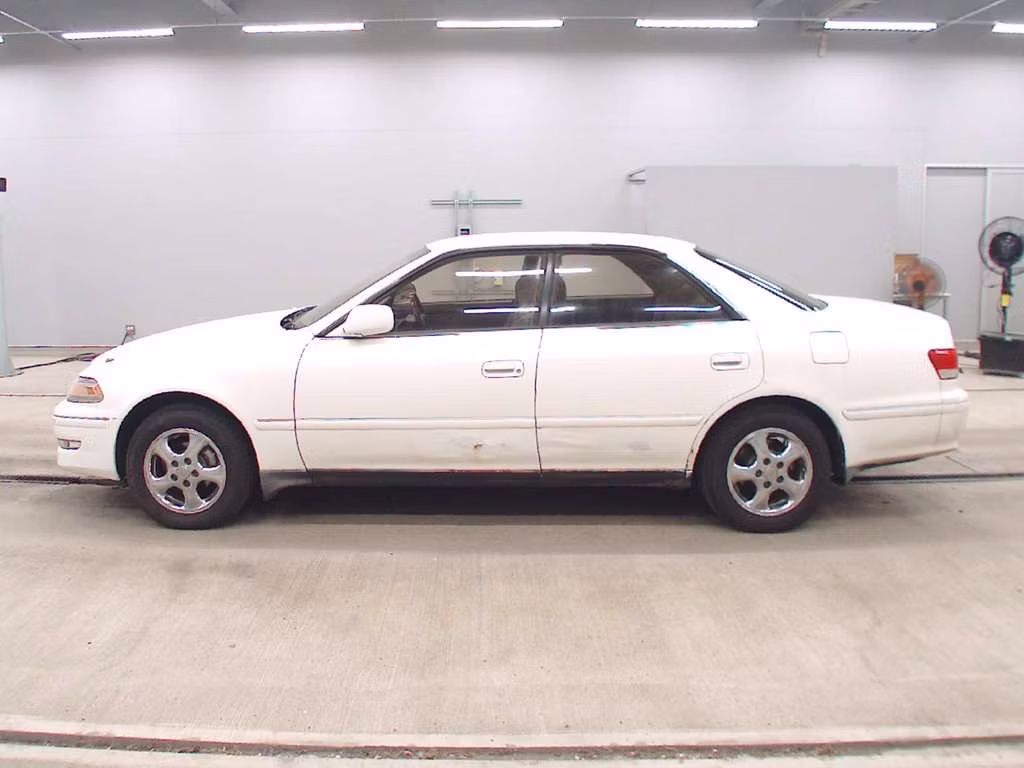 TOYOTA MARK II