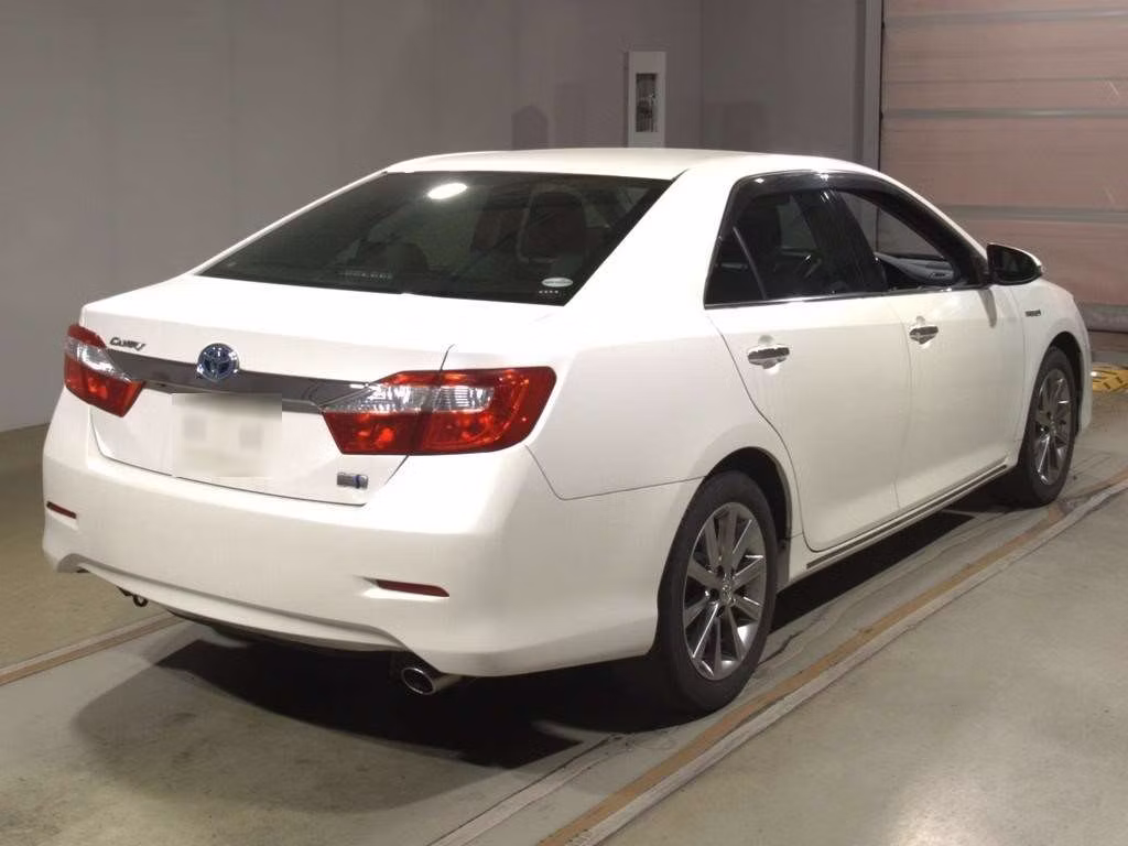 TOYOTA CAMRY