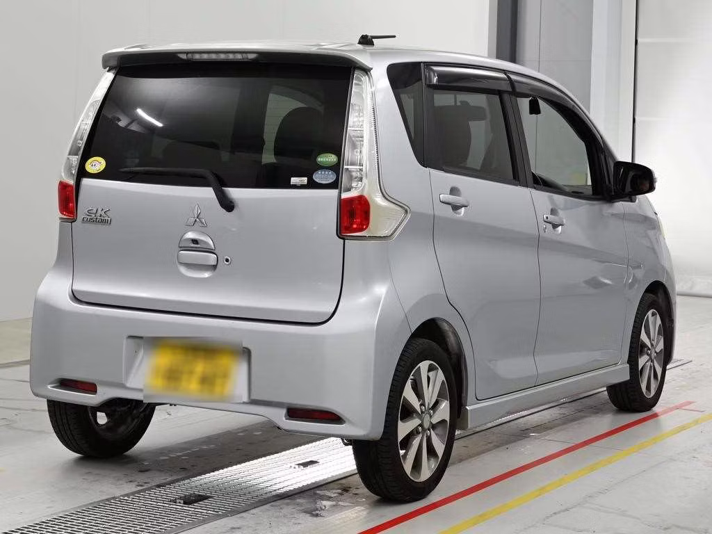 MITSUBISHI EK CUSTOM