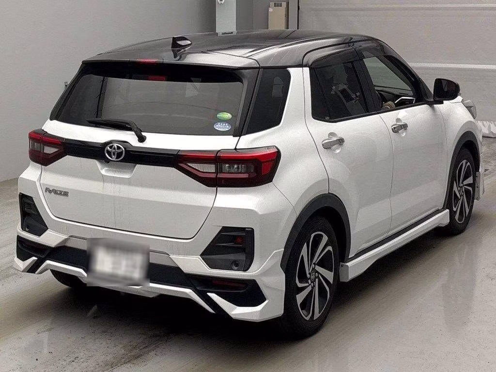 TOYOTA RAIZE