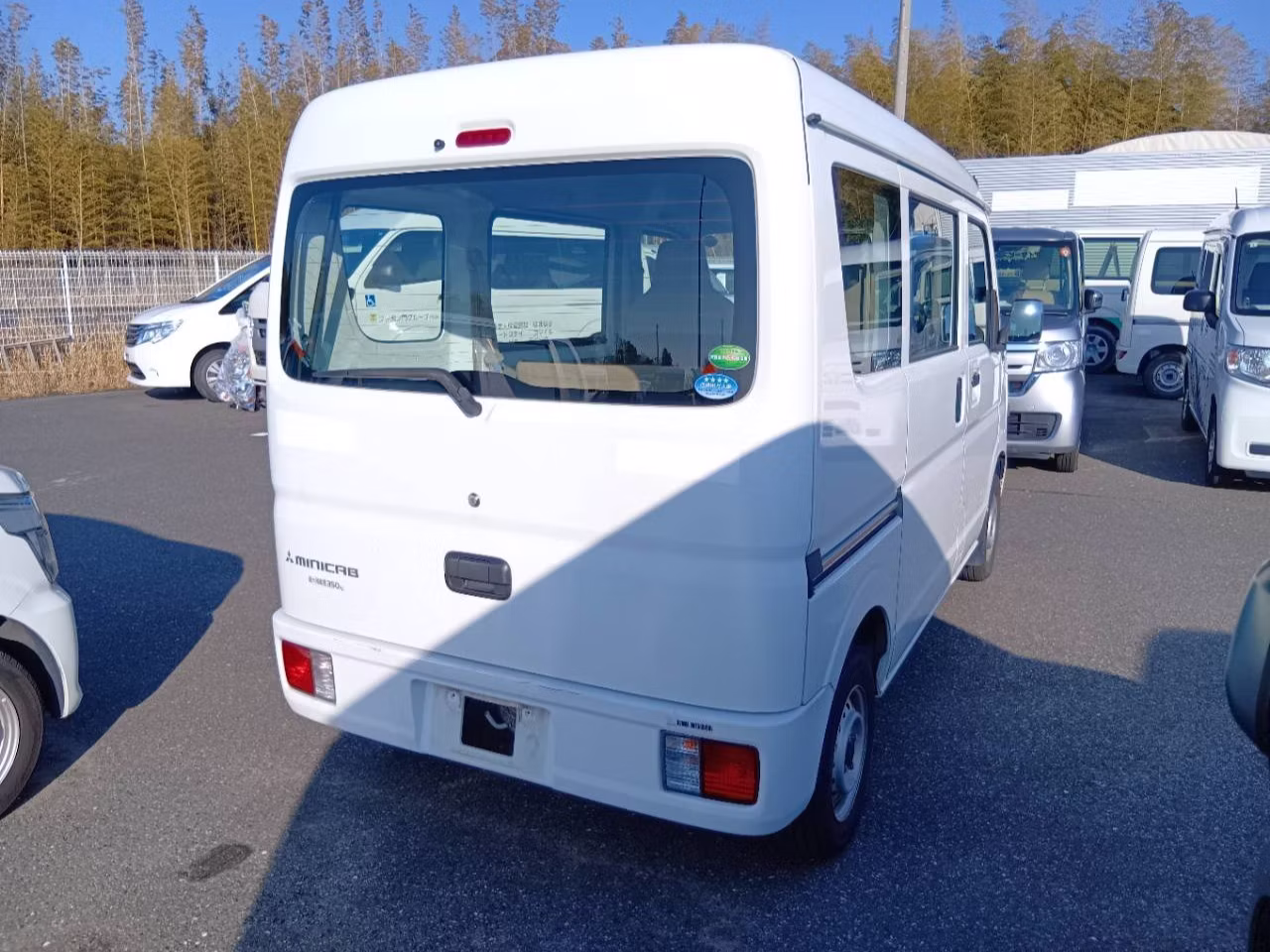 MITSUBISHI MINICAB