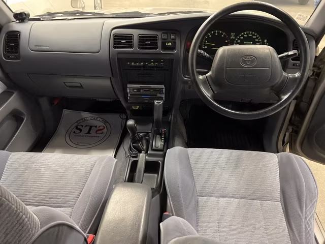 TOYOTA HILUX SURF