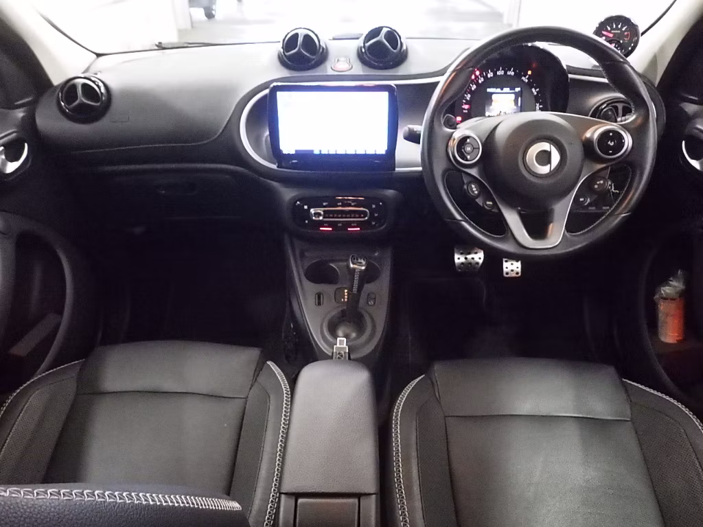 SMART FORFOUR