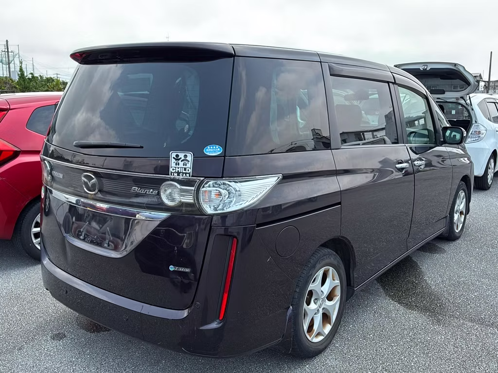 MAZDA BIANTE