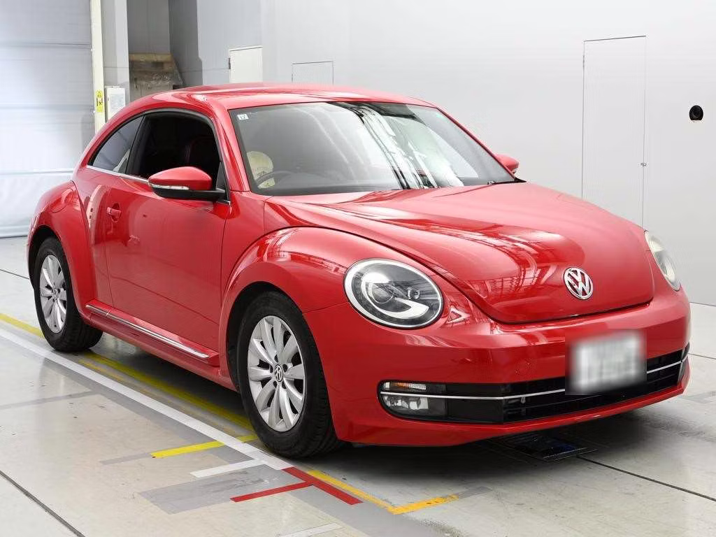 VOLKSWAGEN BEETLE