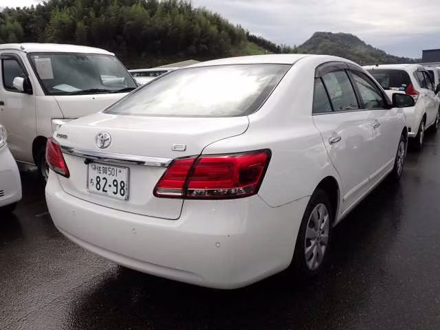 TOYOTA PREMIO