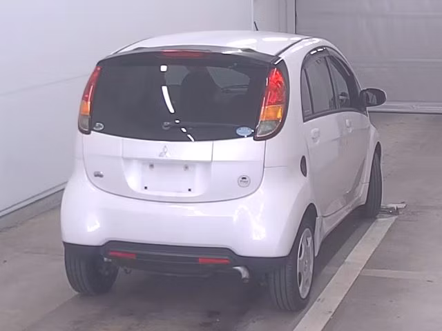 MITSUBISHI I
