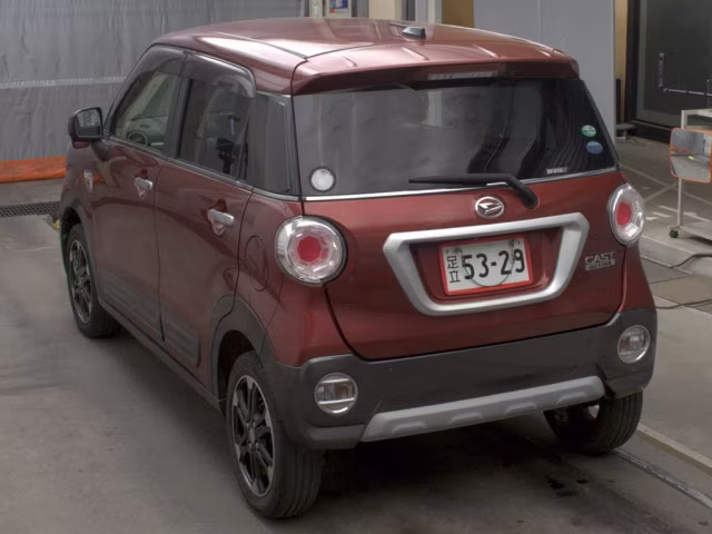 DAIHATSU CAST
