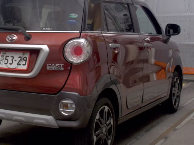 DAIHATSU CAST