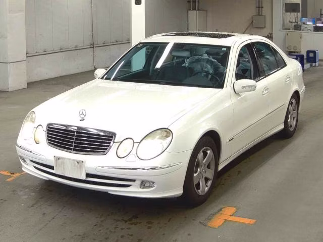 MERCEDES-BENZ E-CLASS