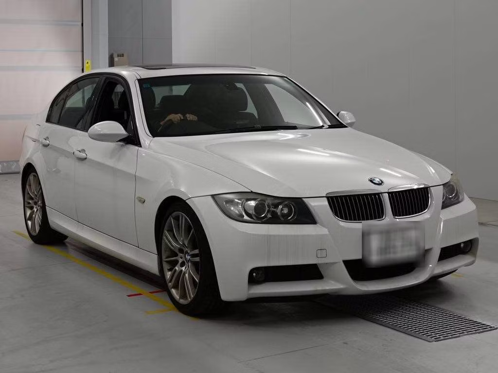 BMW 3-SERIES