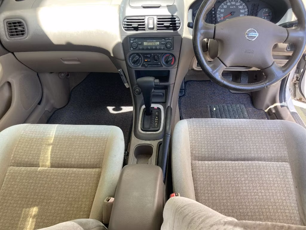 NISSAN SUNNY
