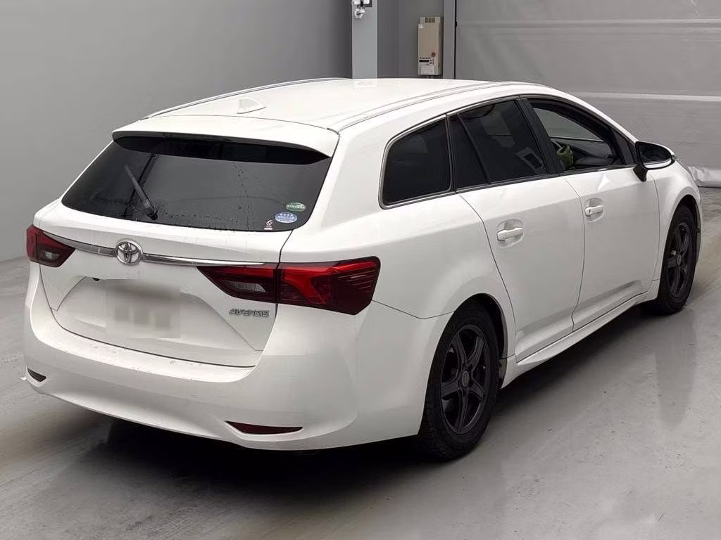 TOYOTA AVENSIS