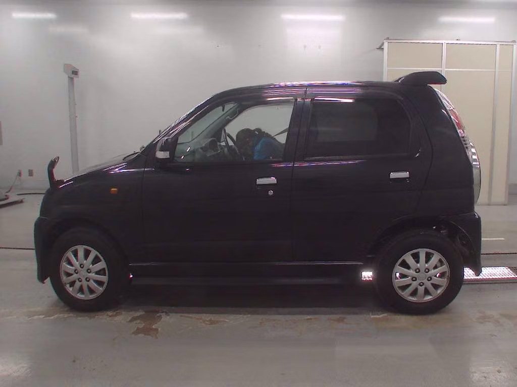DAIHATSU TERIOS KID