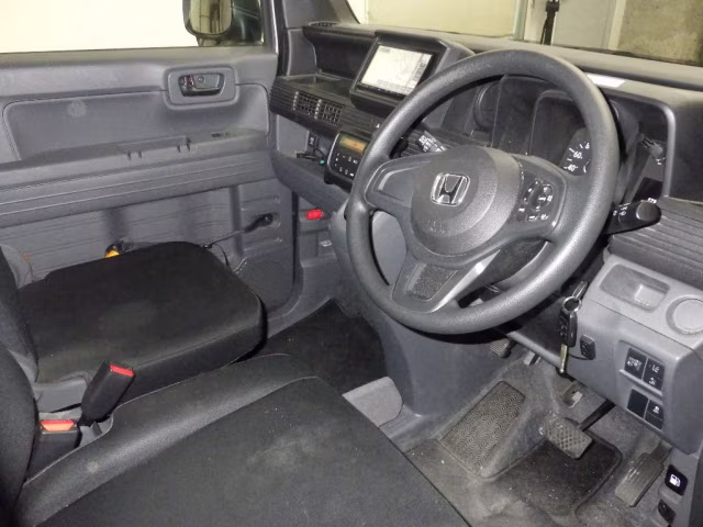 HONDA N-VAN