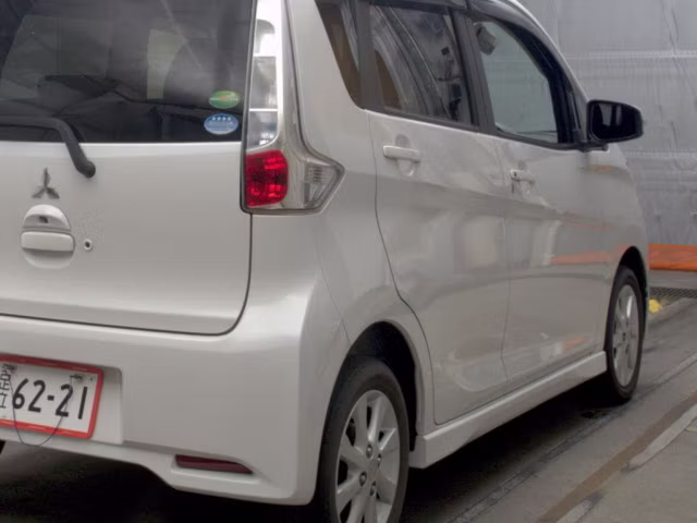 MITSUBISHI EK CUSTOM