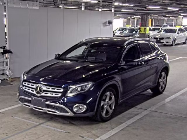 MERCEDES-BENZ GLA-CLASS