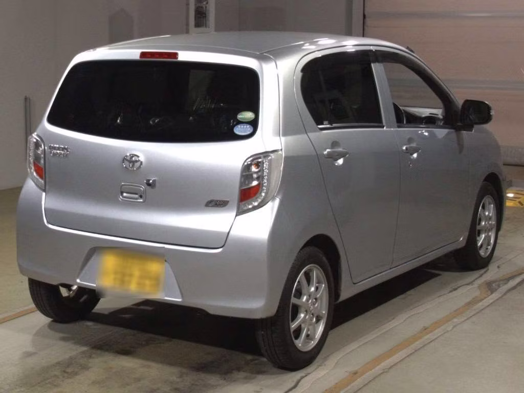TOYOTA PIXIS EPOCH