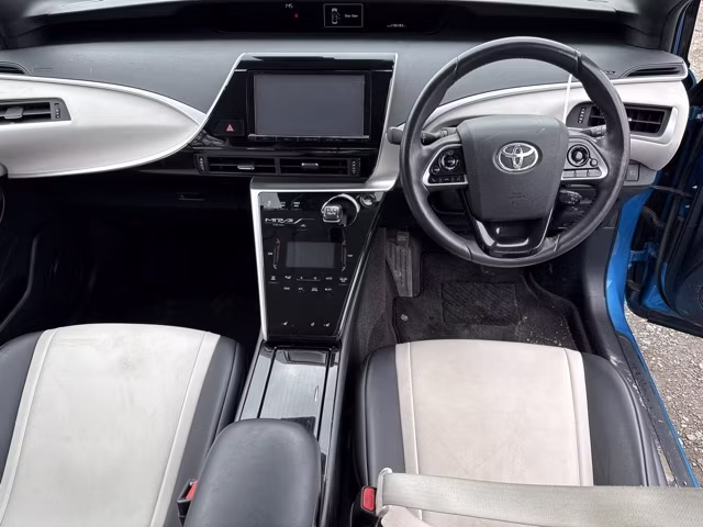TOYOTA MIRAI