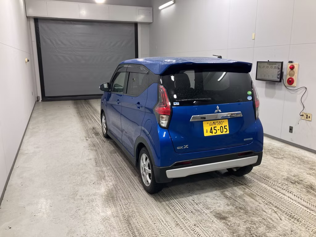 MITSUBISHI EK X