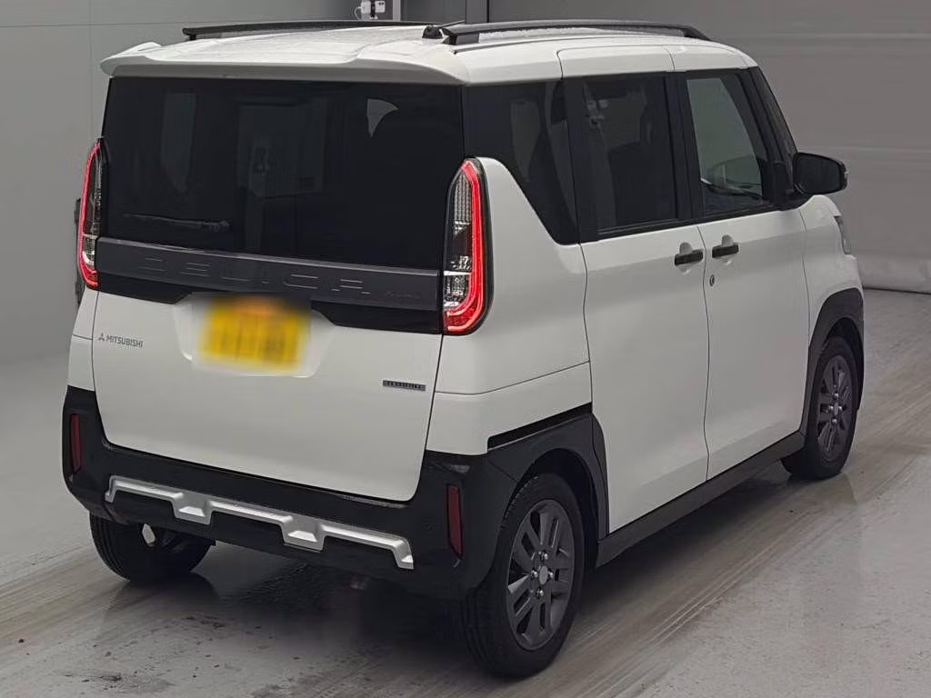 MITSUBISHI DELICA MINI