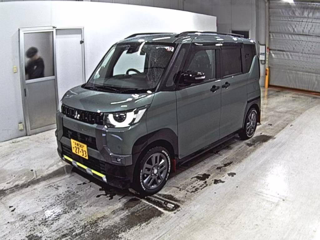 MITSUBISHI DELICA MINI