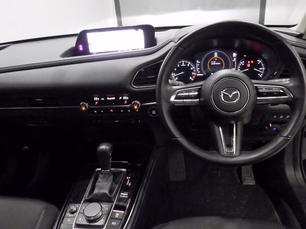 MAZDA CX-30