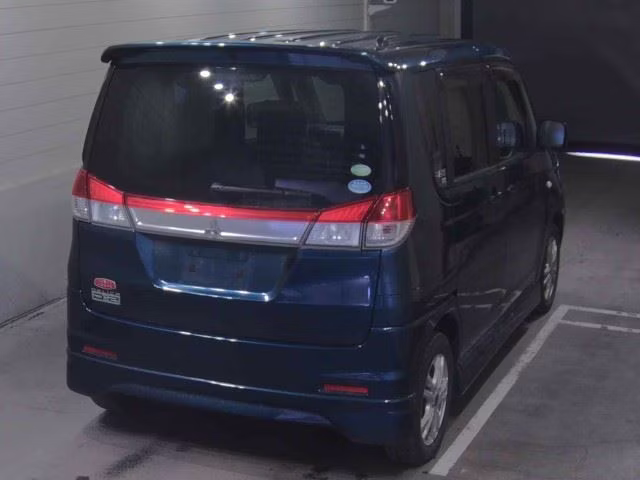 MITSUBISHI DELICA D:2