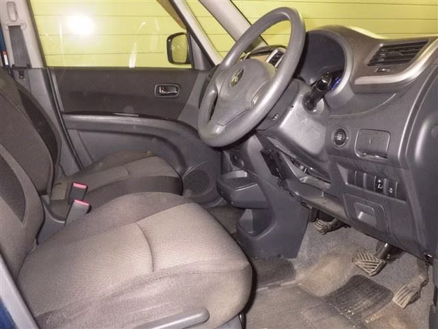MITSUBISHI DELICA D:2