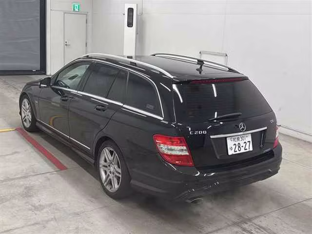 MERCEDES-BENZ C-CLASS