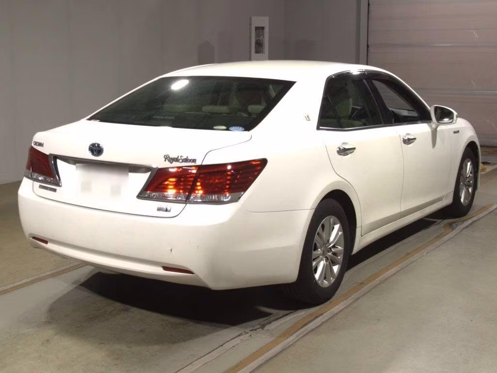 TOYOTA CROWN