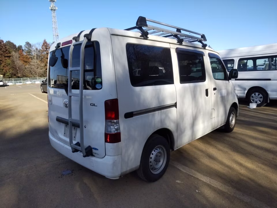 TOYOTA LITE ACE
