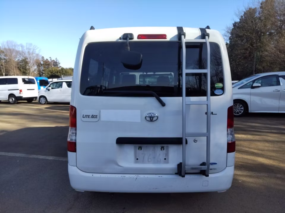 TOYOTA LITE ACE
