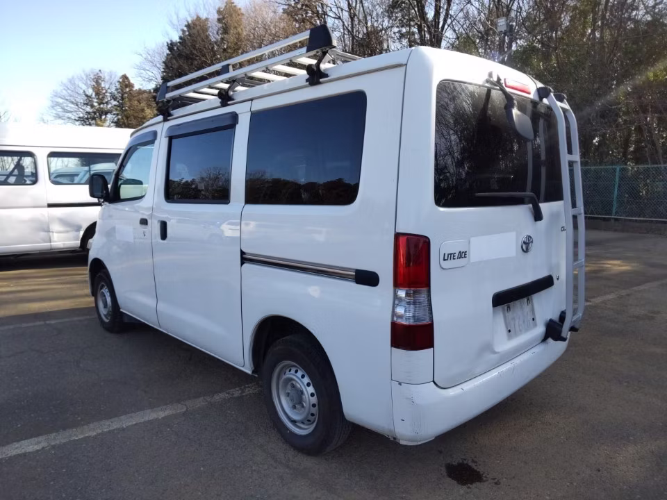 TOYOTA LITE ACE