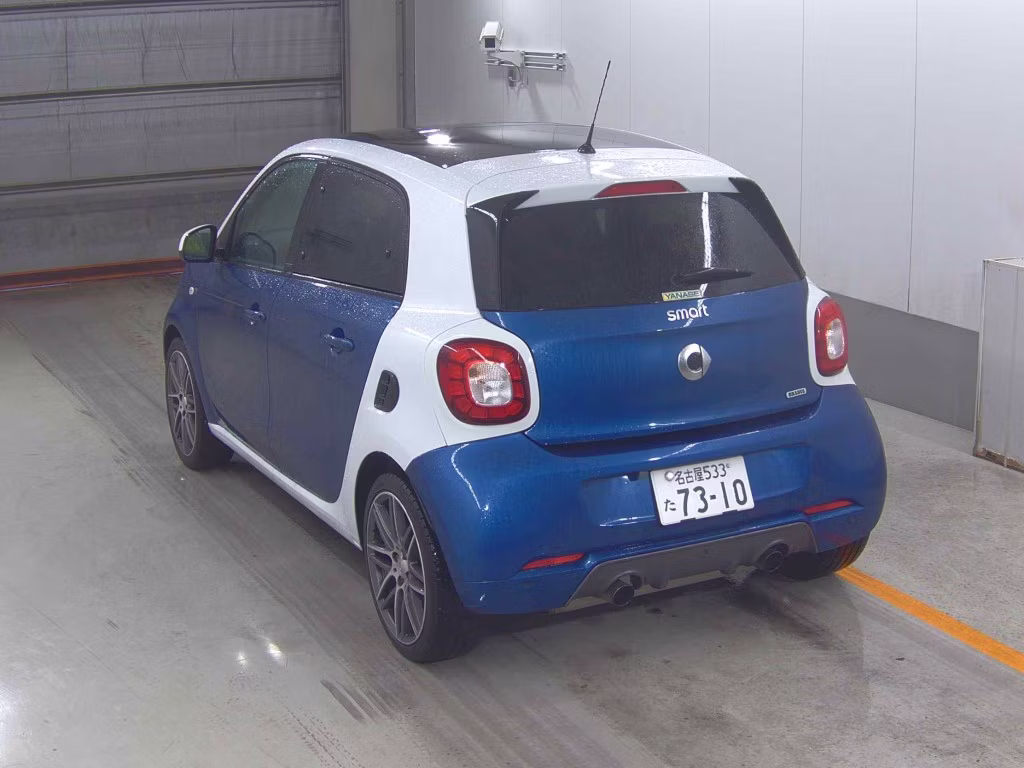 SMART FORFOUR