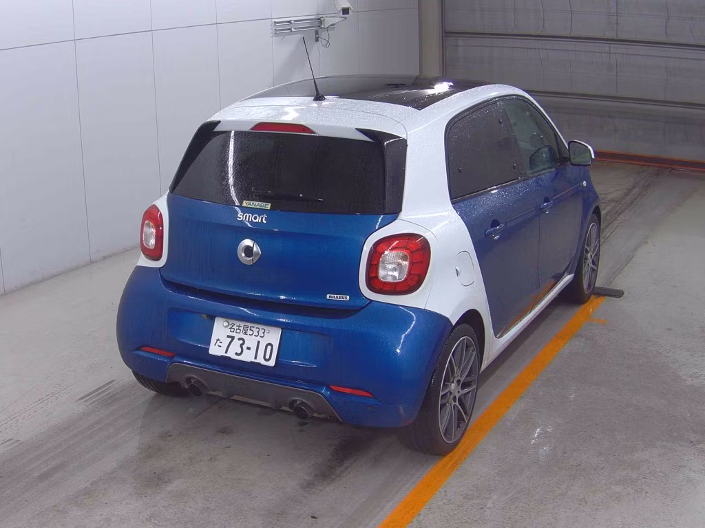 SMART FORFOUR