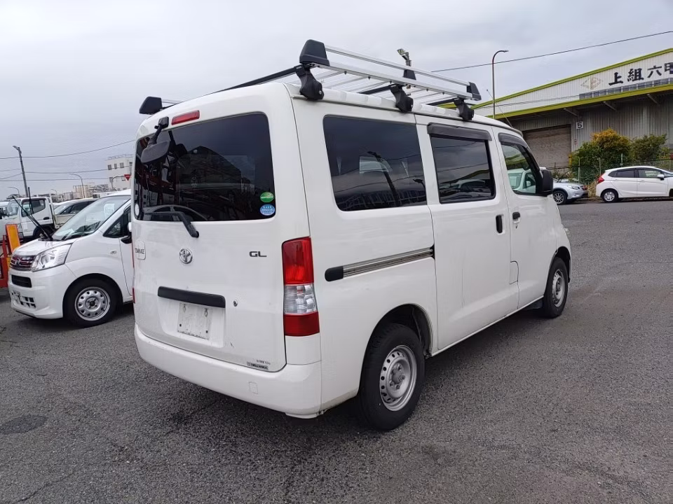 TOYOTA TOWN ACE