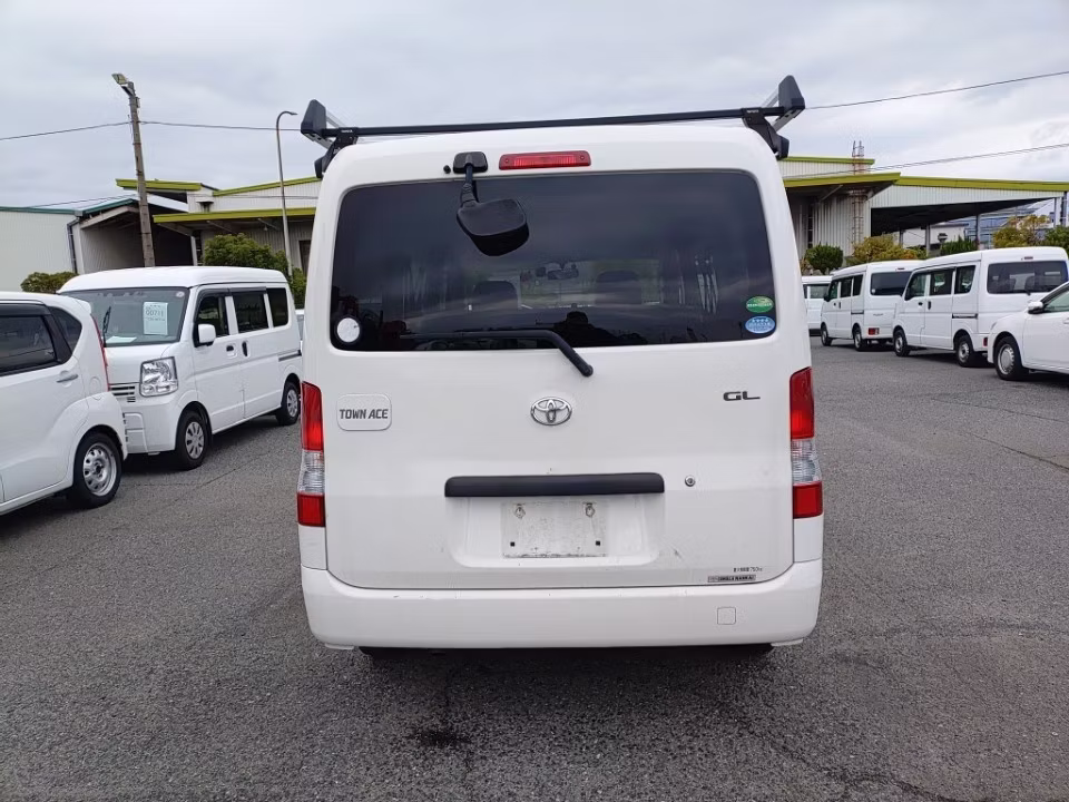 TOYOTA TOWN ACE
