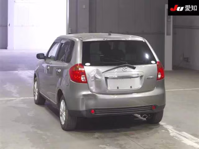 MAZDA VERISA