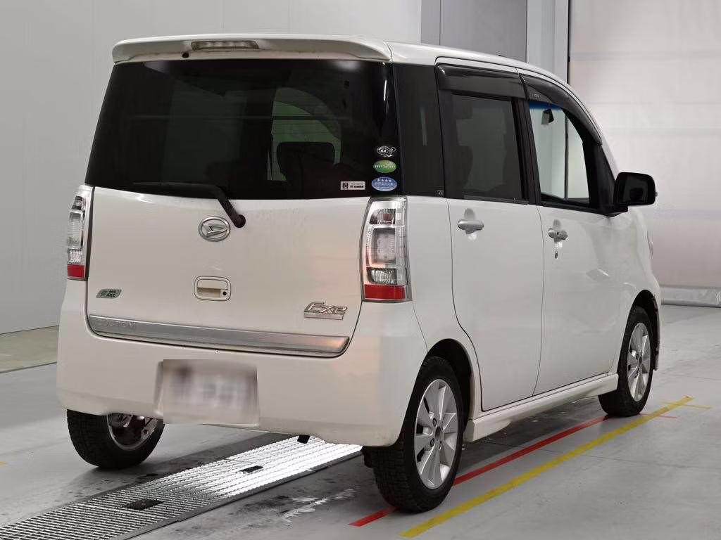 DAIHATSU TANTO EXE