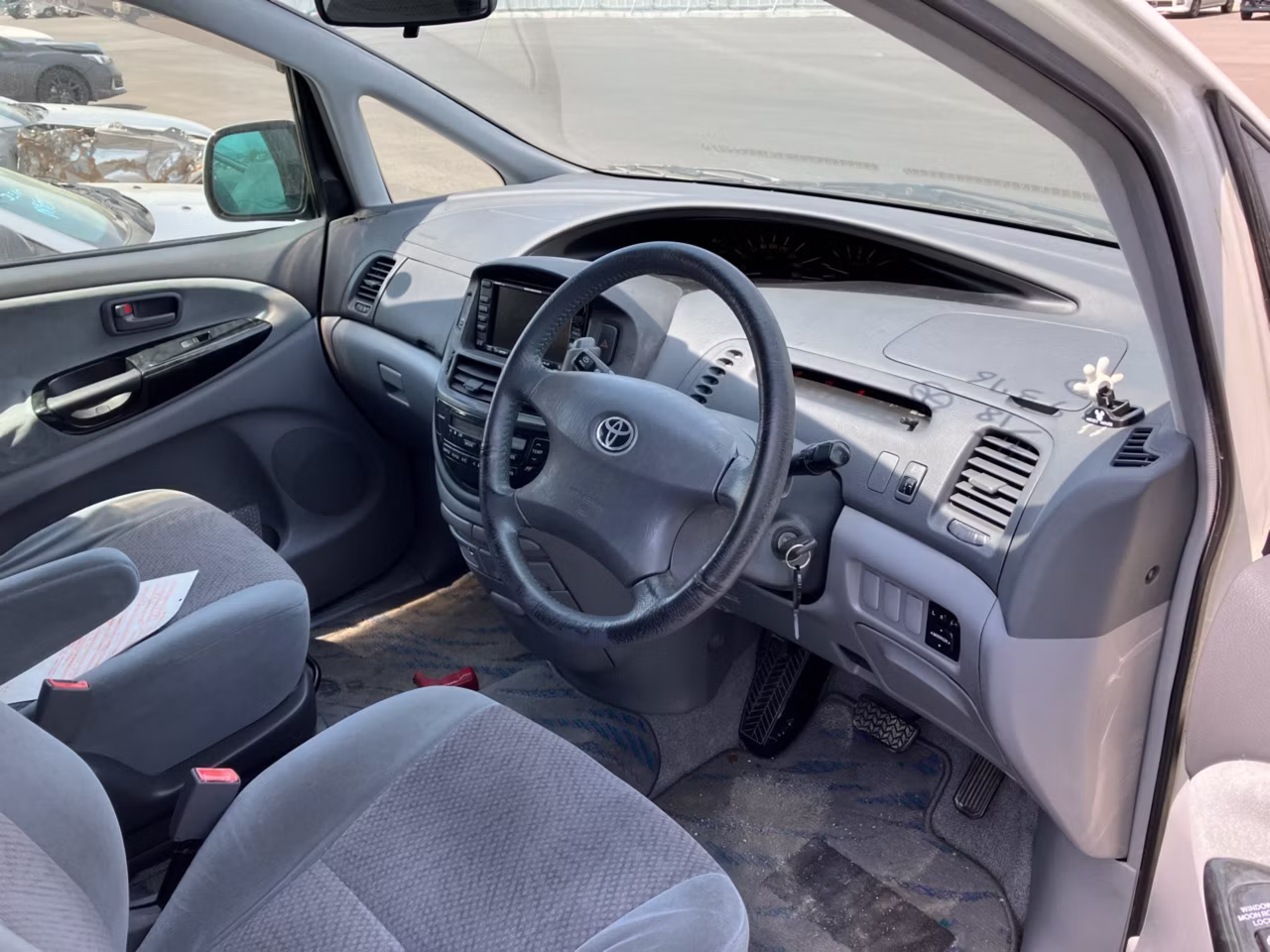 TOYOTA ESTIMA